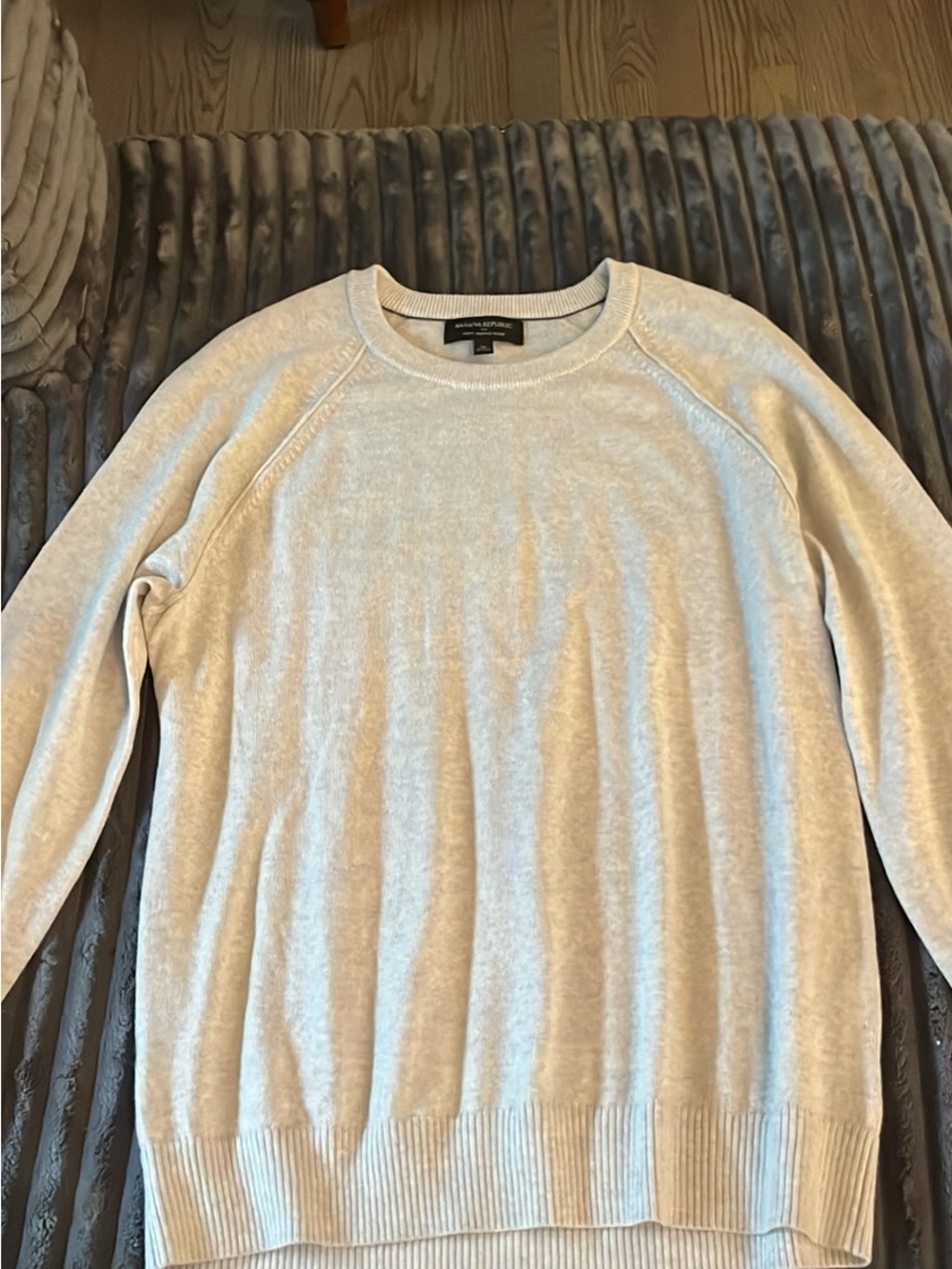 Banana Republic Men's Light Beige Crewneck Sweater